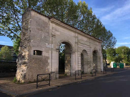 Porte De Vesone