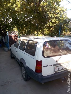 продам запчасти на авто Opel Kadett Kadett E Caravan фото 1