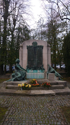 Diest War Monument