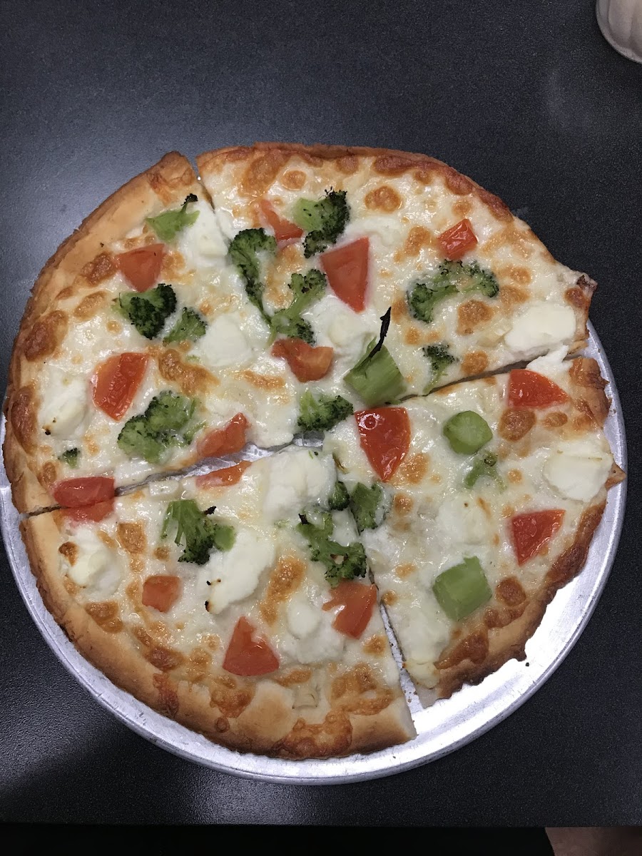 Gluten free white pizza
