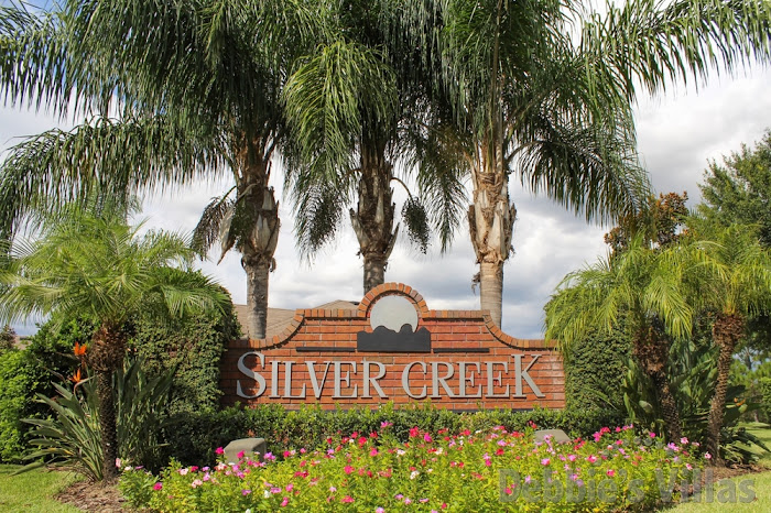 Entrance to Clermont community of Silver Creek