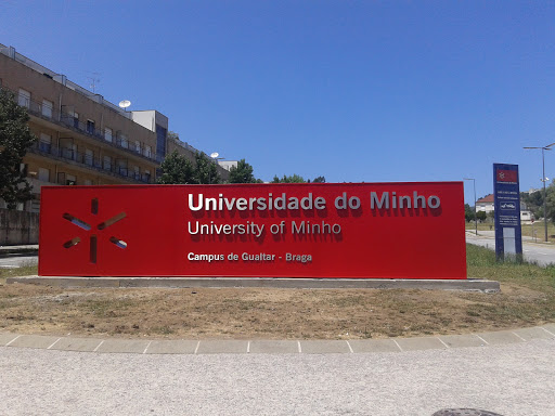 Universidade Do Minho - Entrance