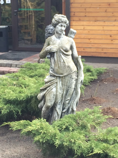 Lady Statue in Erebuni