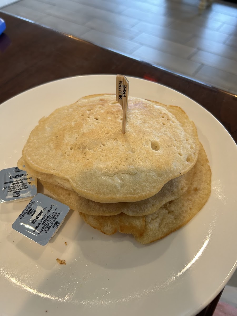 GF buttermilk pancakes