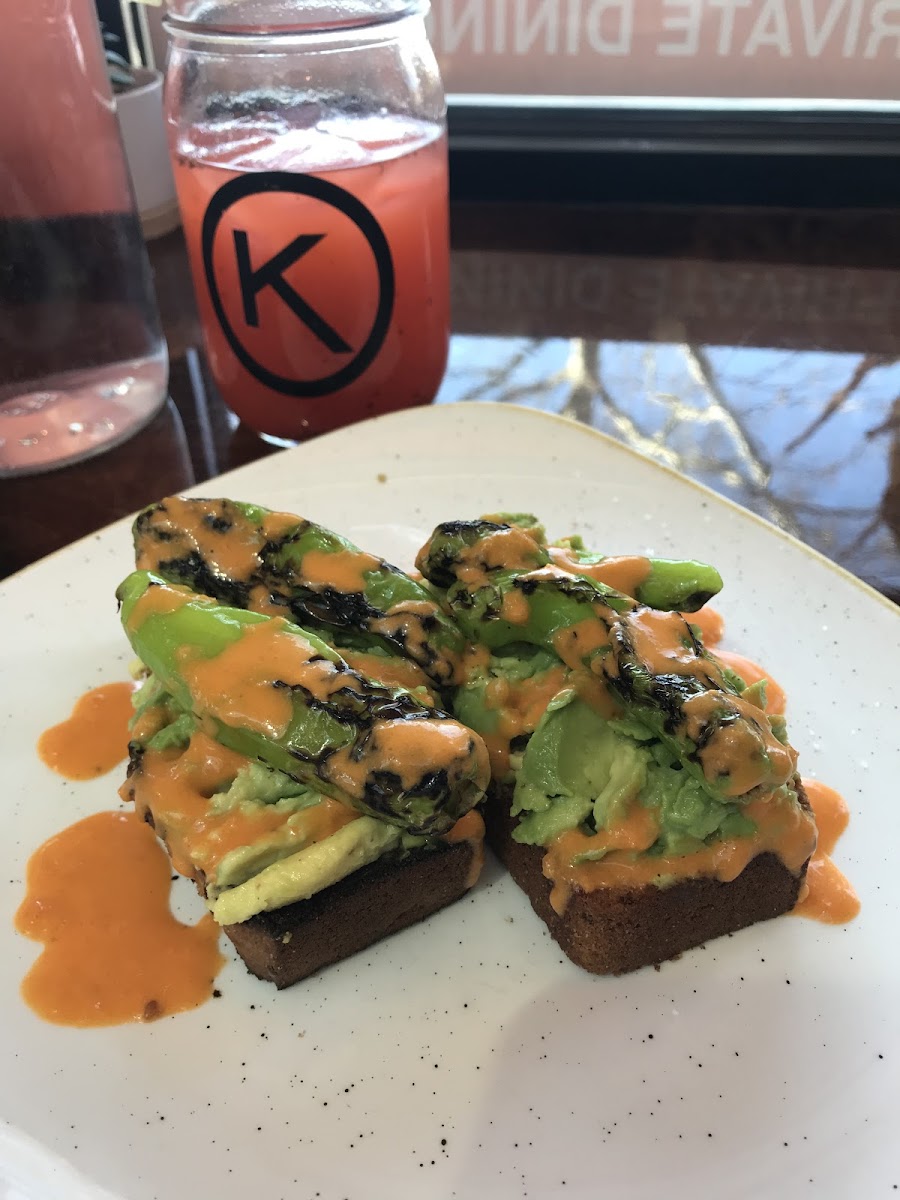 Avocado toast with roasted shinto peppers and hot sauce. Strawberry thyme lemonade.