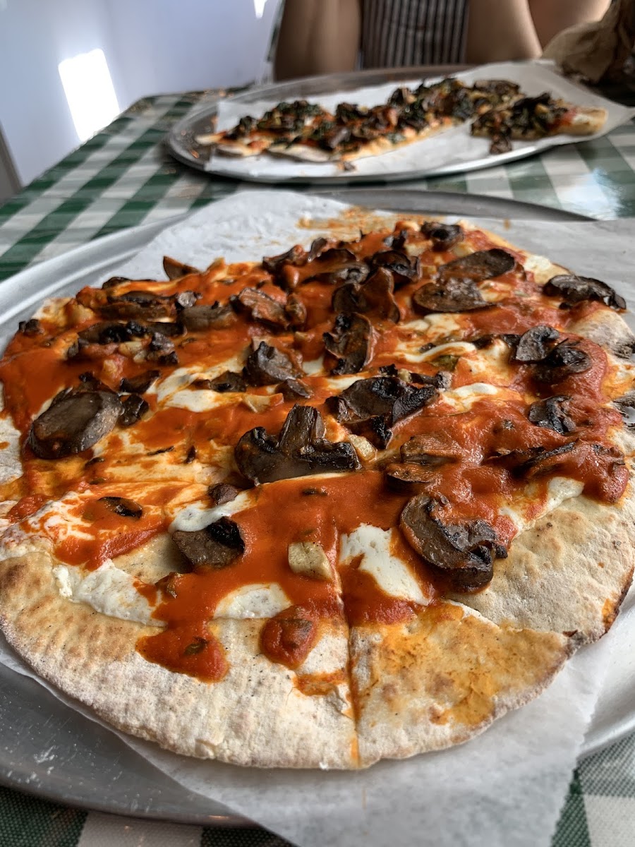 Gluten-Free Pizza at Lucoli