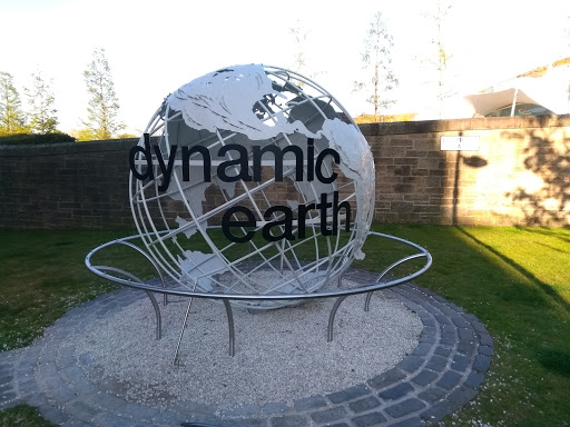 Dynamic Earth Globe