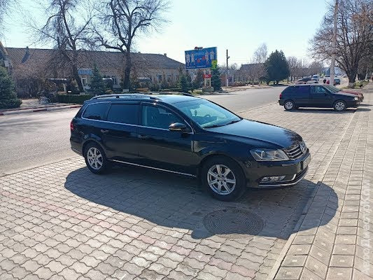 продам авто Volkswagen Passat Passat (B7) фото 2