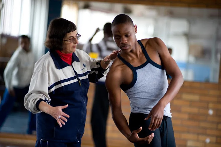 Sylvia Glasser with Fana Tshabalala in studio (2010)