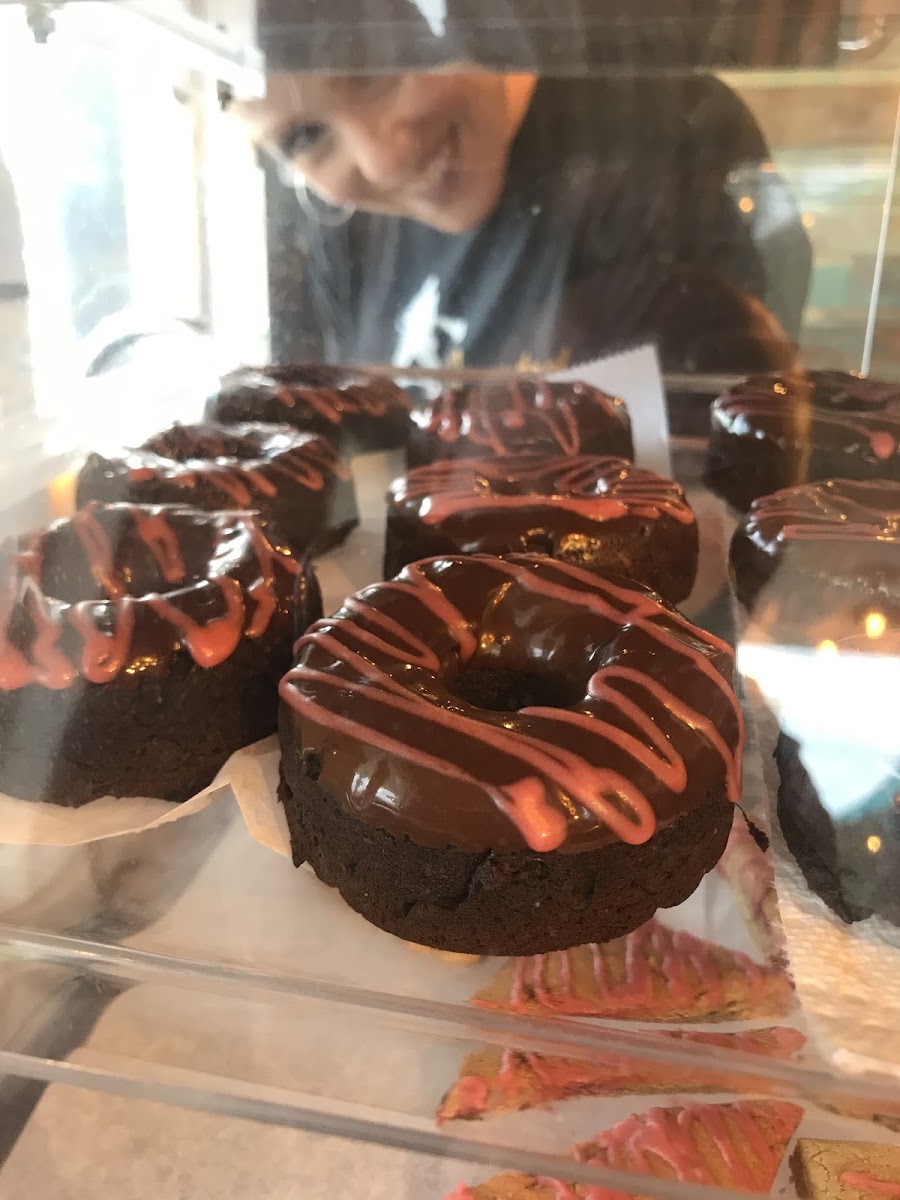Gluten-Free Donuts at Fifth Avenue Nutrition