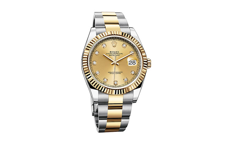 Rolex Oyster Perpetual DateJust 41mm in Oystersteel and yellow gold with fluted bezel and champagne dial. Given to Rolex Awards for Enterprise laureates as part of their prize. Powered by the new generation Superlative Chronometer certified (COSC and Rolex certification after casing) in-house calibre 3235 selfwinding movement.