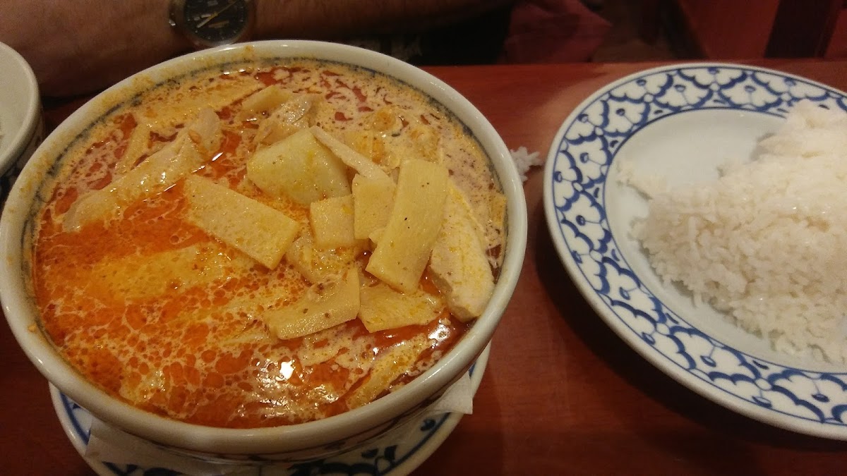 Massumun Curry