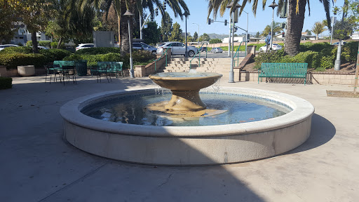 Obtuse Fountain