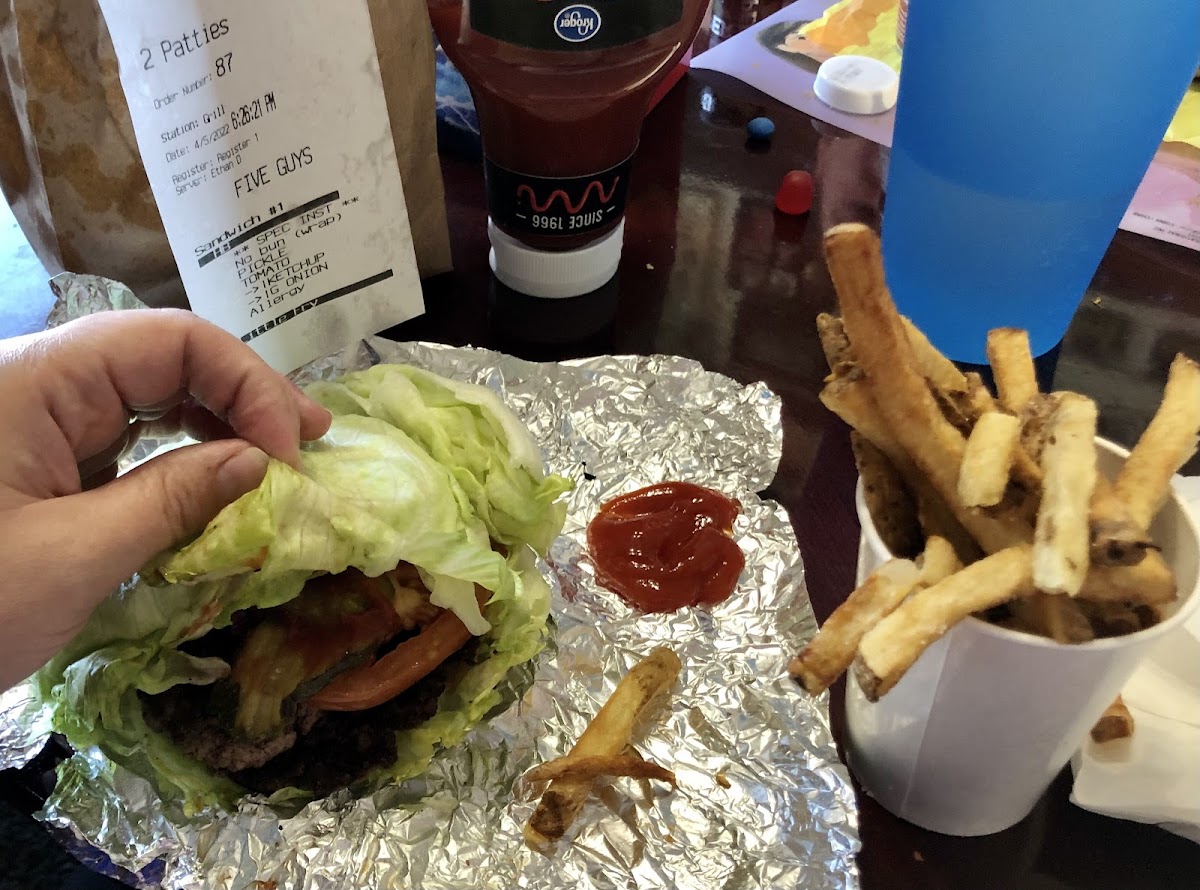 Burger (comes with two patties), in a lettuce wrap, with little fries (lots extra in bag), and they mark the receipt with "Allergy"