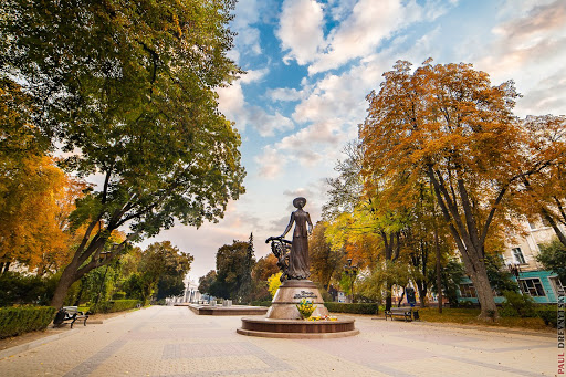 Пам'ятник Соломії Крушельницькій