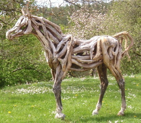 Cheval de bois - Sculpture - Menez Meur