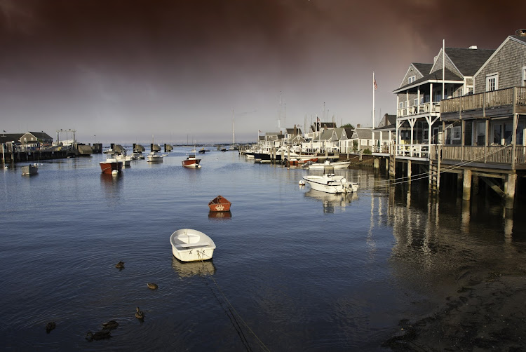 As a child, Bushnell holidayed in Nantucket, an island in the Atlantic Ocean, about 48km south of Cape Cod, Massachusetts, US.