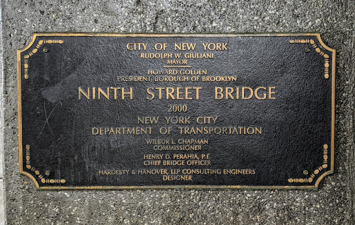 CITY OF NEW YORK RUDOLPH W. GIULIANI MAYOR HOWARD GOLDEN PRESIDENT, BOROUGH OF BROOKLYN NINTH STREET BRIDGE 2000 NEW YORK CITY DEPARTMENT OF TRANSPORTATION WILBUR L. CHAPMAN COMMISSIONER HENRY D....