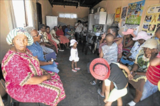 ROBBED: Some of the elderly people and children who were swindled by a man who promised them a trip to Durban but disappeared with their money. Photo: Mabuti Kali