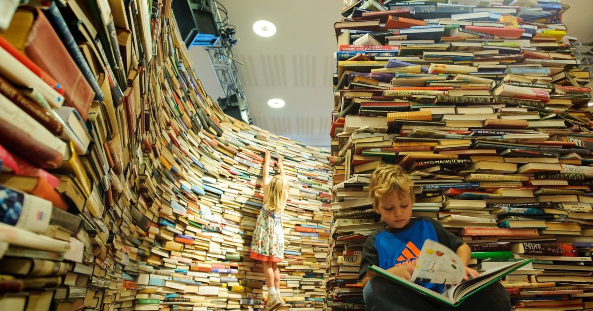 messy bookshelf