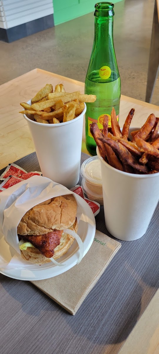 Crispy Chicken gluten free and fries