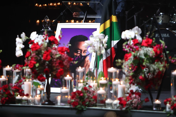 The venue was beautifully decorated for the memorial service of AKA.