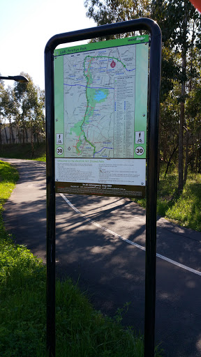 Lady Penrhyn Park - Bike Path Entrance