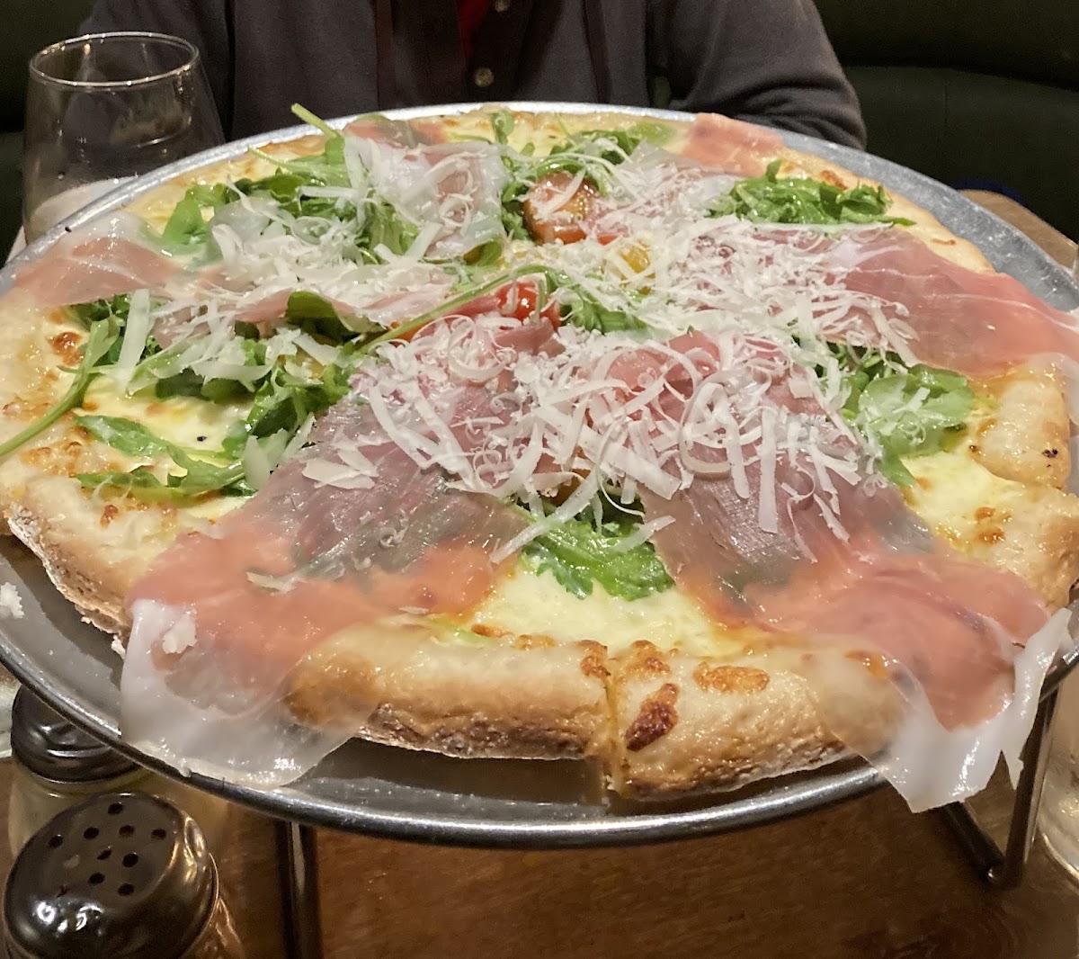 Prosciutto and arugula gf pizza