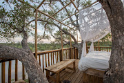 You could be enjoying the great outdoors from this bed at Umlani Bushcamp.

