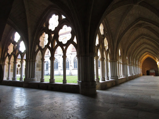 Le Cloître 