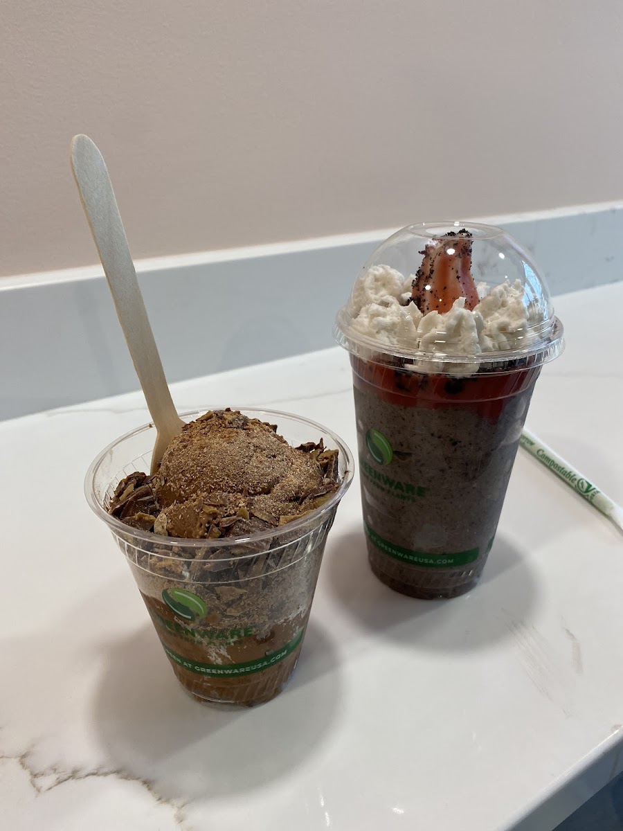 Hard Serve: Chocolate Peanut Butter and Chocolate Fudge Brownie with Sunbutter Cups. Milkshake: Strawberry Oreo.