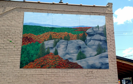 Garden of the Gods Mural at Wooded Hills