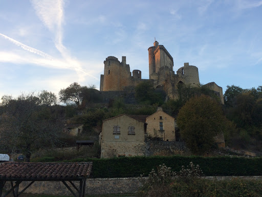 Le château de Bonaguil. (Lot e