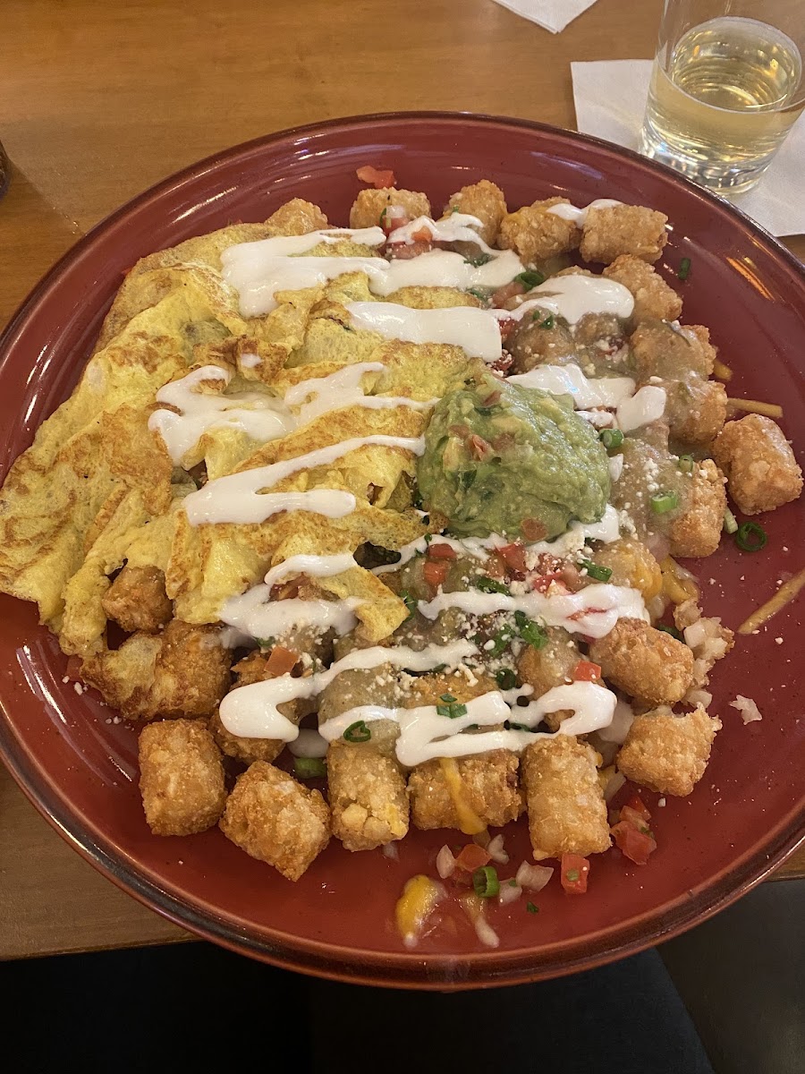 smothered breakfast tots