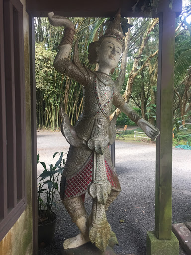 Thai dancer statue outside the