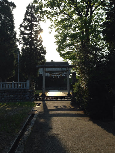 戸出野神社