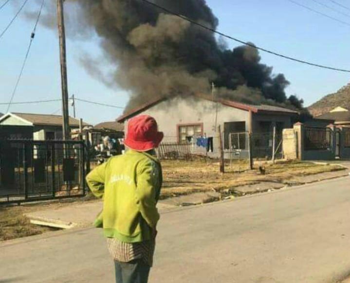 The home of former paramedic Sphelele "Sgumza" Mbatha was torched on Wednesday. Mbatha has been accused of operating a ponzi scheme.