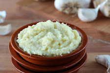 How to make Garlic Paste (Lasoon ka Lep)