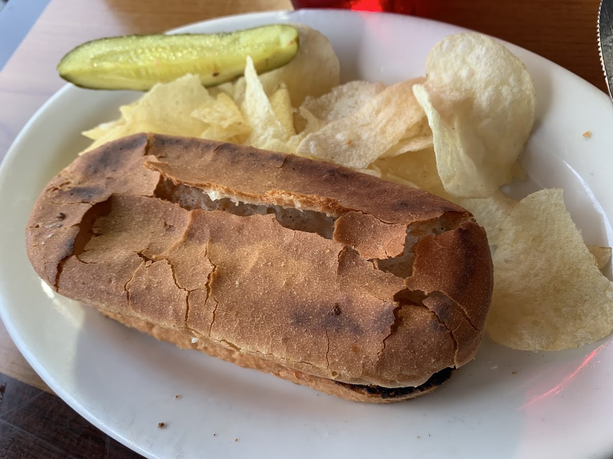 Meatball sub with chips