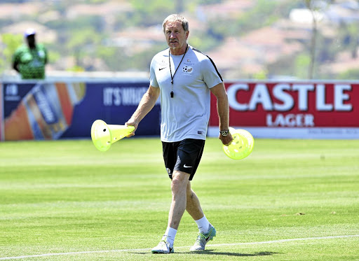 Stuart Baxter has a dismal record as SA coach, the writer argues .