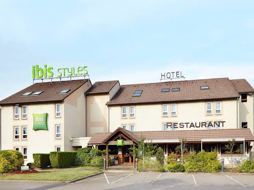 hôtels Ibis Styles Chartres Le Coudray