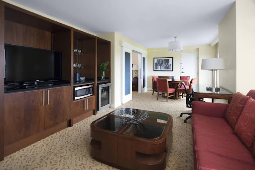 Hotel «Pittsburgh Airport Marriott», reviews and photos, 777 Aten Rd, Coraopolis, PA 15108, USA