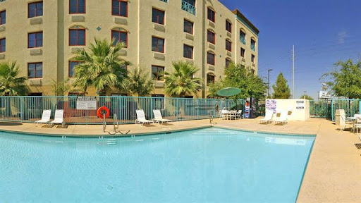 Hotel «Fiesta Rancho Hotel & Casino», reviews and photos, 2400 N Rancho Dr, Las Vegas, NV 89130, USA