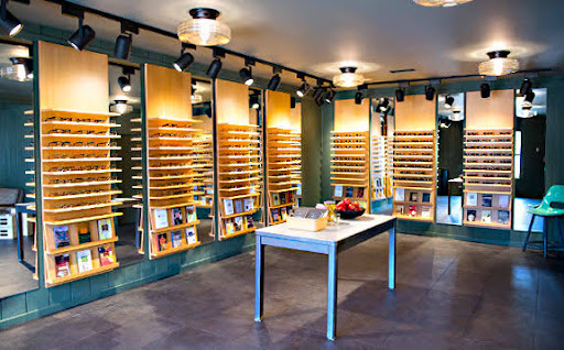 Optician «Warby Parker Classroom», reviews and photos, 2008 N Henderson Ave, Dallas, TX 75206, USA