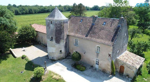 B&B Château de Pernan à Avy
