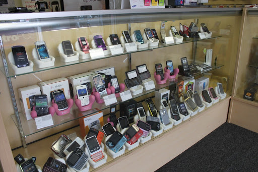 Cell Phone Store «MetroPCS Authorized Dealer», reviews and photos, 4172 Pacific Coast Hwy, Torrance, CA 90505, USA