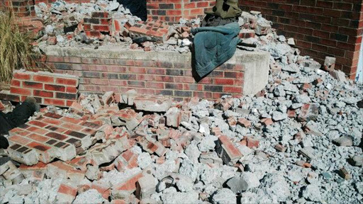Collapsed wall in Orkney after earthquake. Picture: @ER24EMS on Twitter