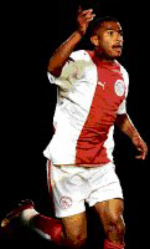IN THE HUNT: Ajax Cape Town's tough defender Bryce Moon. Pic. Duif du Toit. 13/09/2006. © Gallo Images