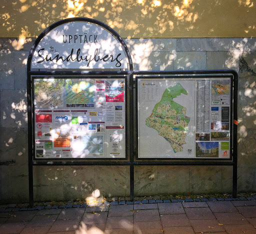 Discover Sundbyberg Signpost