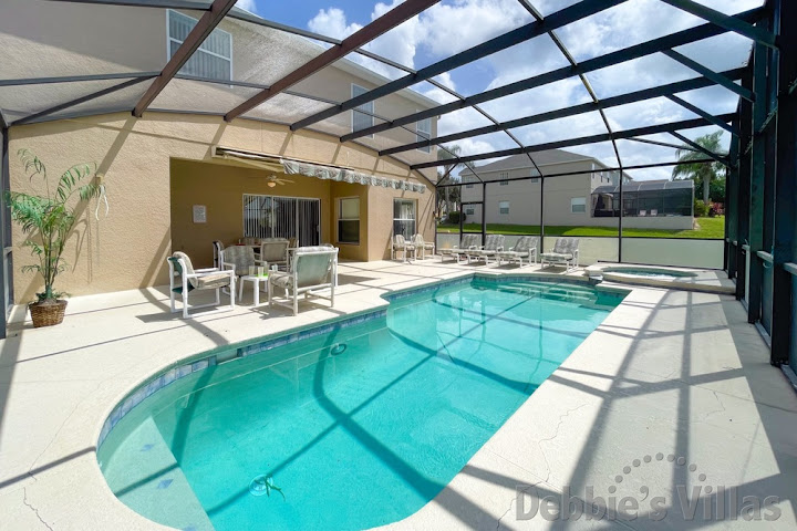 Make a splash in the south-facing pool at this Davenport vacation villa